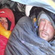 Как согреться в палатке. 15 советов - очень важно изолировать себя от холода и влаги, идущих с земли.